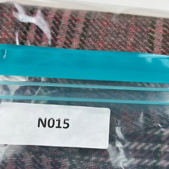 St. Bernard Plaid Gingham Cape Faux Fur Collar - Picture 10 of 10